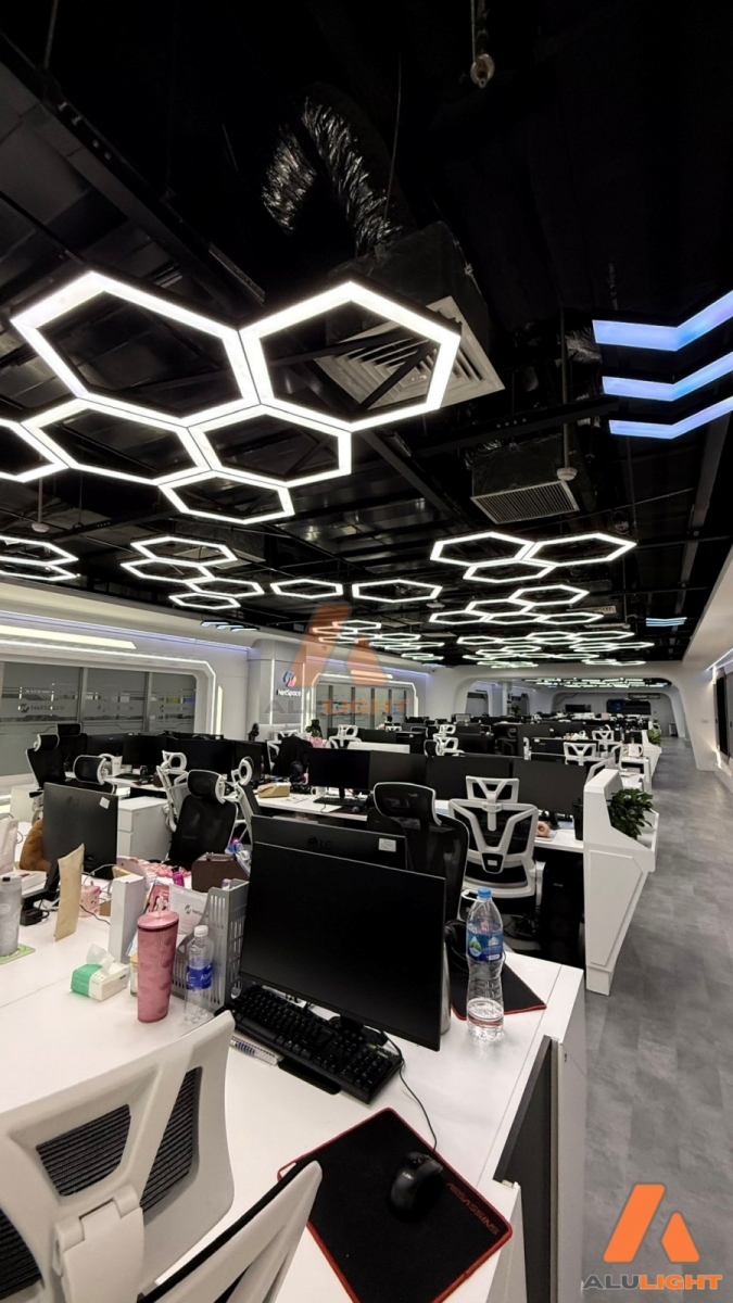 Thi công đèn LED nhôm định hình văn phòng Mipec Tower